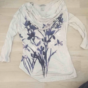  - Hm shirt  Size: XS  Condition: new