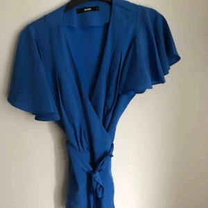  - superfiiiin knytblus! använd 1 gång⚡️