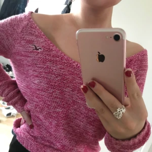  - Fin gosig stickad tröja från Hollister i storlek 36 💕