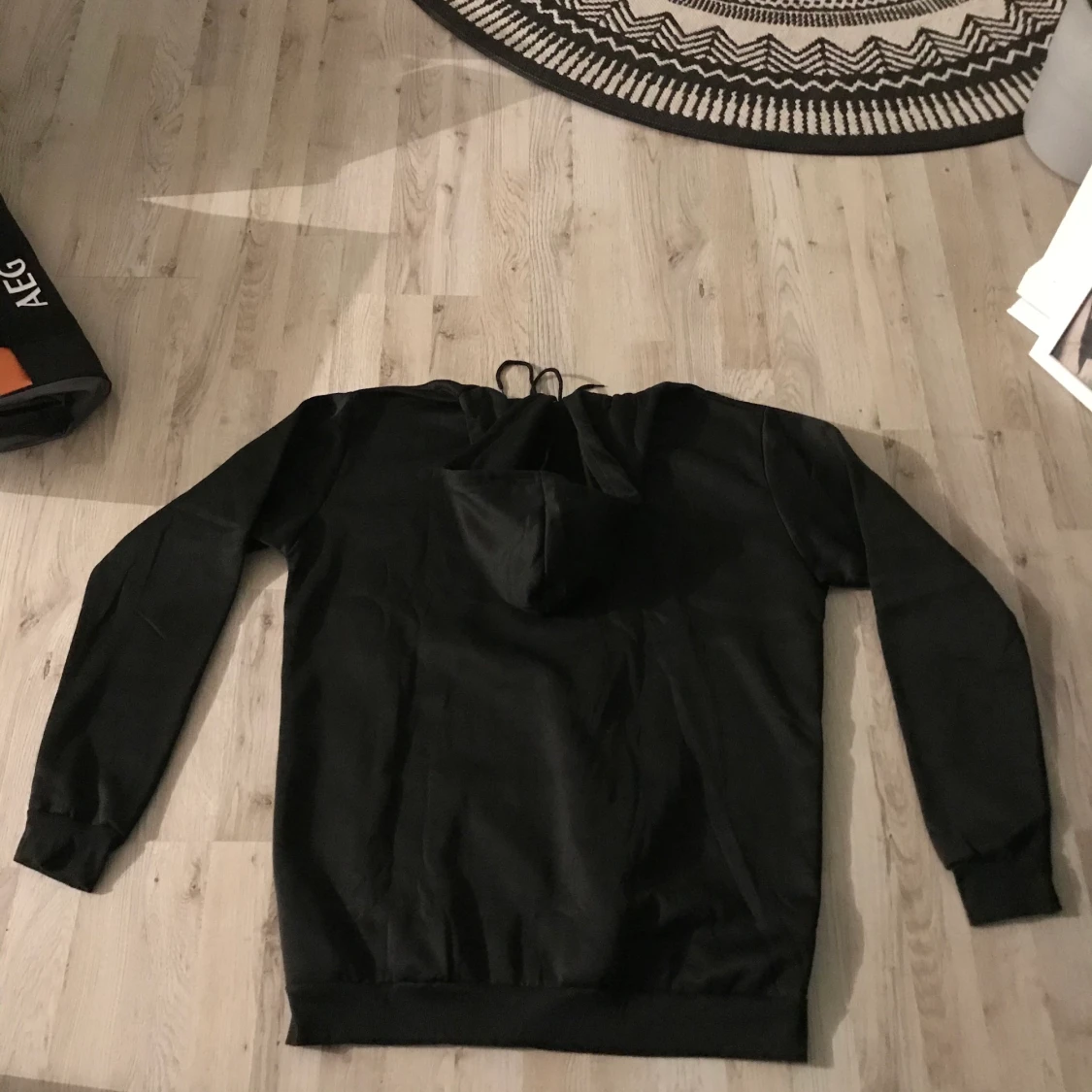 Svart Simpsons Hoodie - 91