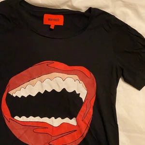 T-shirt - T-shirt från WHYRED 🥰🖤