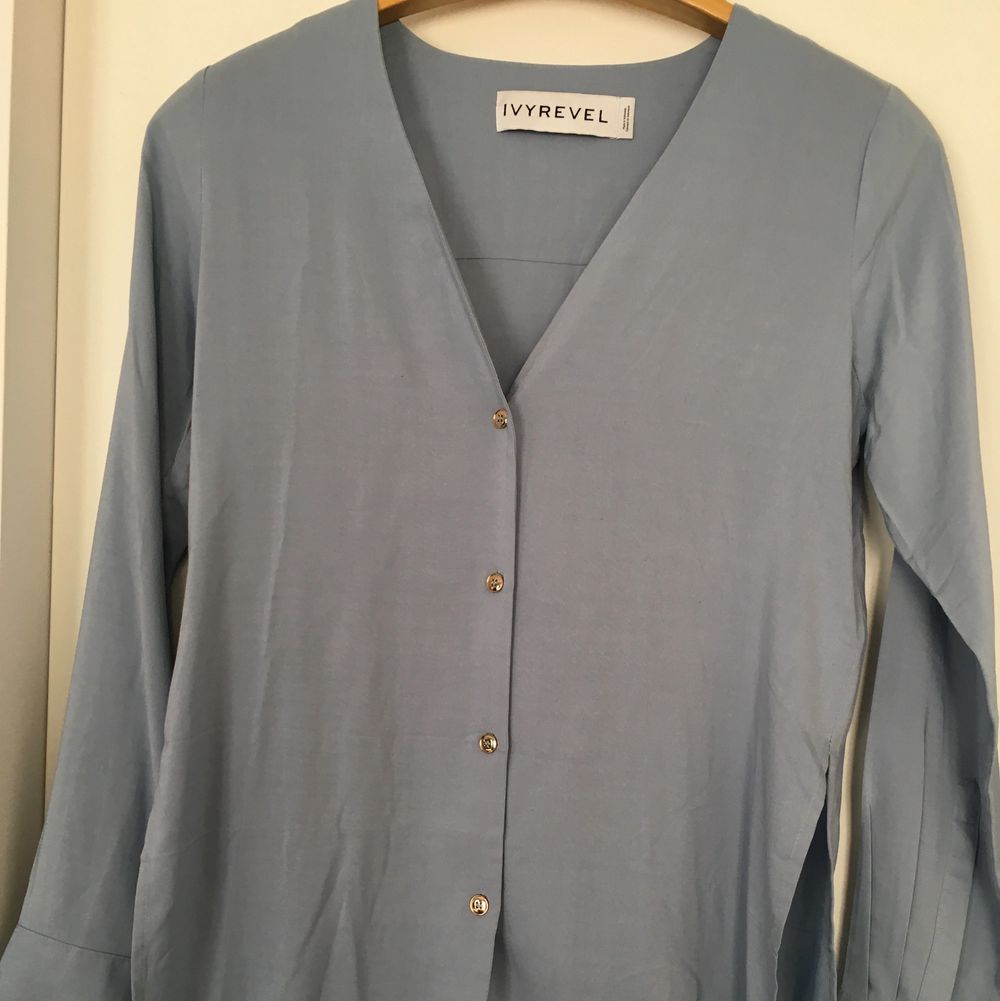 Ivyrevel Blus i stl S. Ny. Blusar.