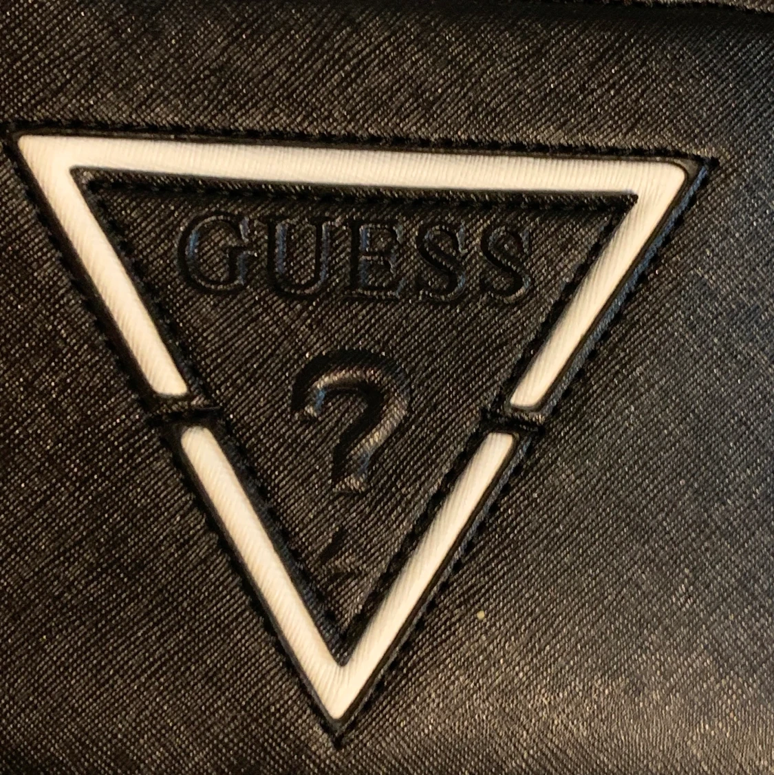 Guess Väska - 90