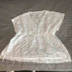  - Somrig ”blus” i fint skick. :)