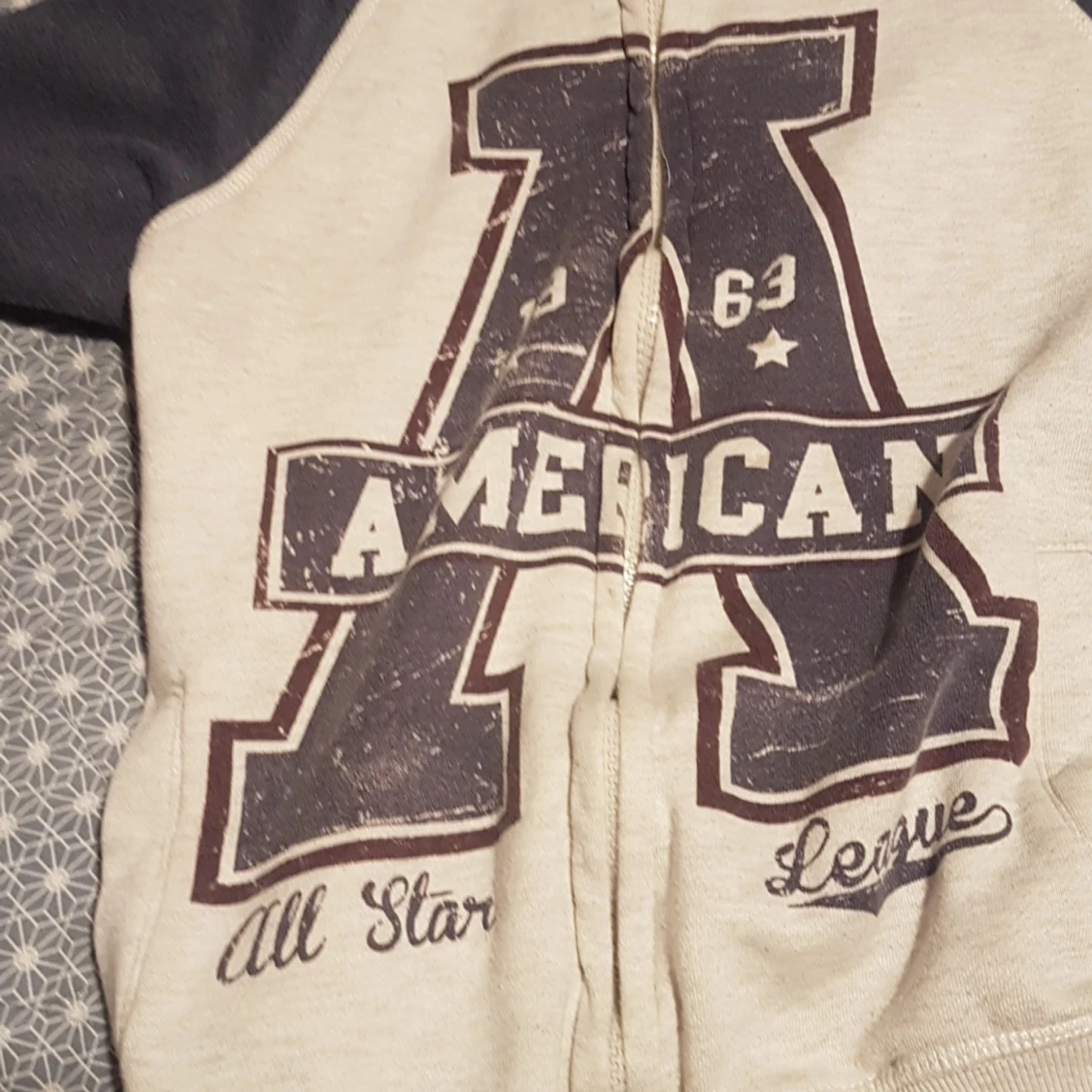 En snygg tjock tröja. - 91