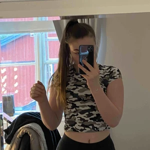  - Jättesöt tshirt från Newyorker, knappt använd