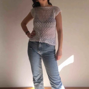  - snygg vit tröja från italien 🇮🇹 