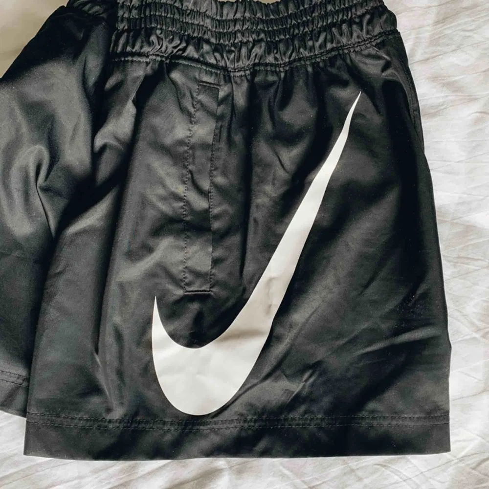 Nike shorts slutsålda Lisa Ankarman har likadana  | Aldrig använda! | Frakten ingår i priset 🌻. Shorts.