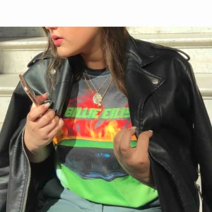  - Billie Eilish limited edition merch! Använd en gång så superskick<33