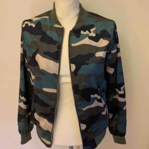  - Tunn bomber i siden! 