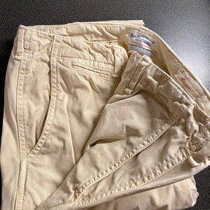 Gant chino byxor - Beige Gant chino byxor för herr storlek 31-24