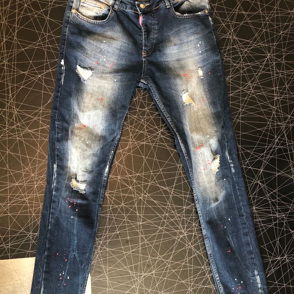 Kopior av dsquared2 jeans | Plick Second Hand