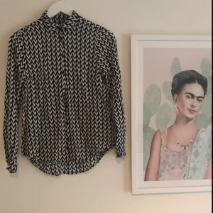  - Cool skjorta från H&M.