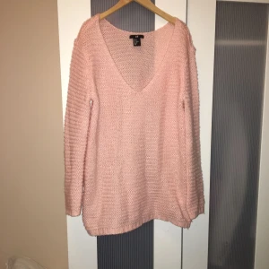  - Riktigt mjuk och gosig tröja! Ljusrosa och fint stickad