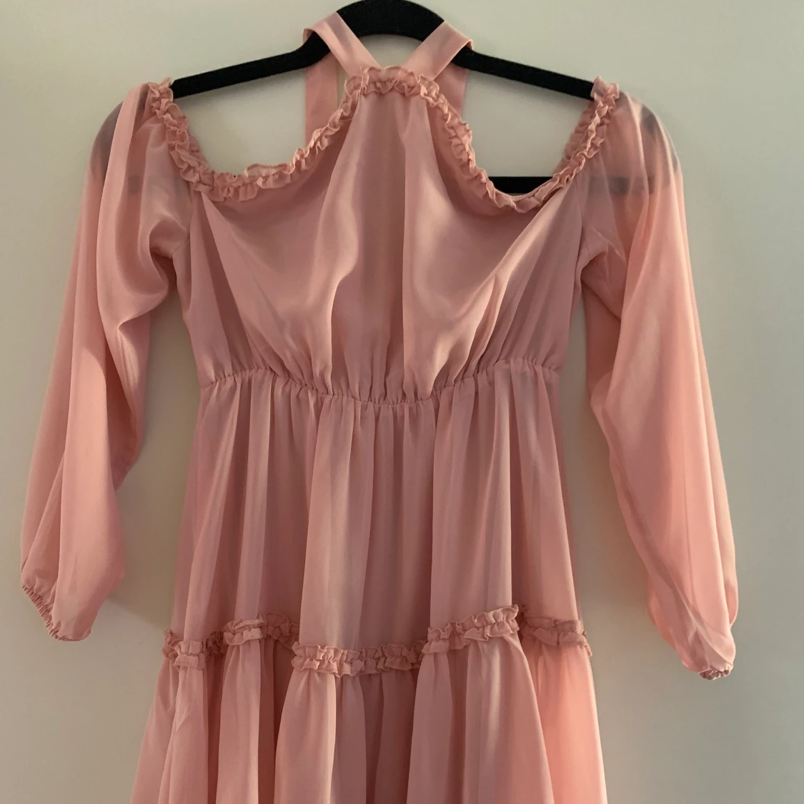 Slutsåld NA-KD klänning  - 91