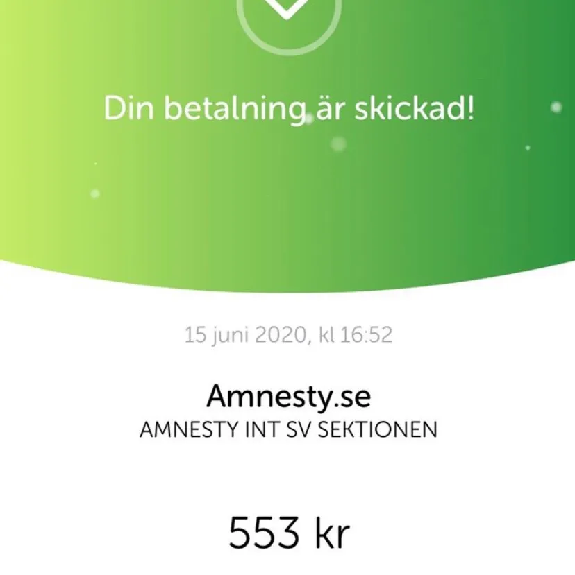 Vi säljer armband för att donera 70% av vinsten till organisationer som stöttar blm rörelsen. Sista bilden är bevis på att vi faktiskt donerar pengarna. Följ oss på insta @blmbraceletssweden. Color-70kr, pärlarmband 50kr, Frakten är 11kr. Accessoarer.