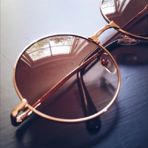  - Popular round glasses