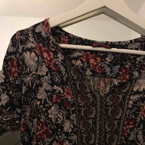  - Fin blus/tunika från Indiska