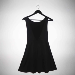  - Little black dress i stretch 