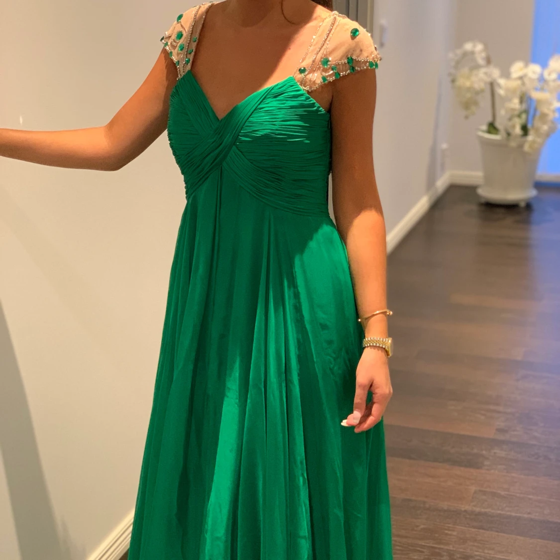 Exklusiv Sheri Hill klänning 