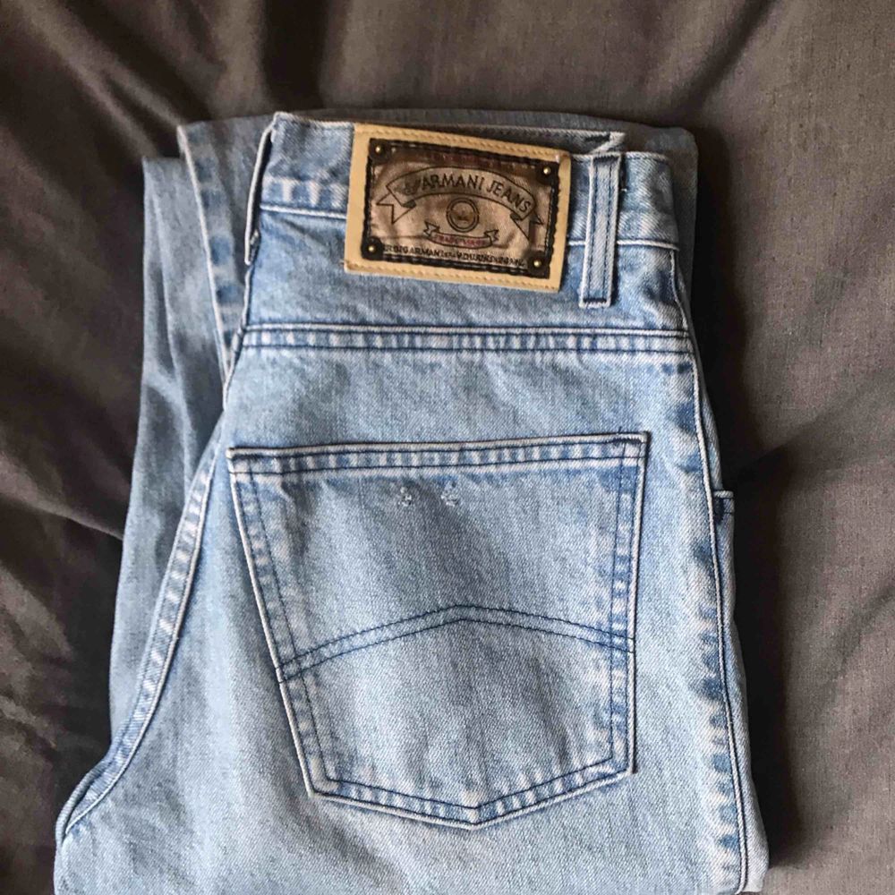 Skitsnygga och våriga jeans💞💞 köpta på humana!. Jeans & Byxor.