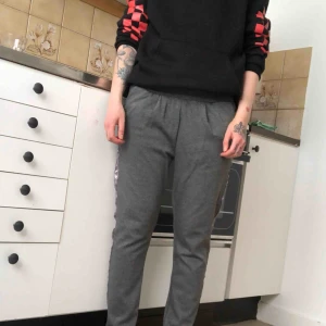  - Endast prövade! Mjuka och sköna byxor. 