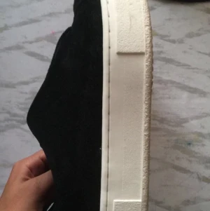 Eytys st 39 - Använts fåtals gånger!! Säljer pågrund utav fel storlek! Pris kan diskuteras