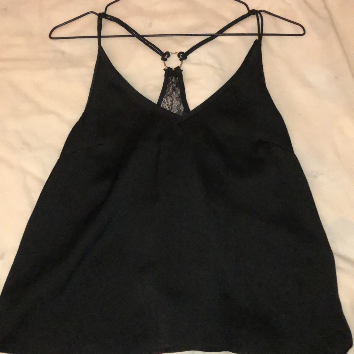 svart topp med fint mönster - 90