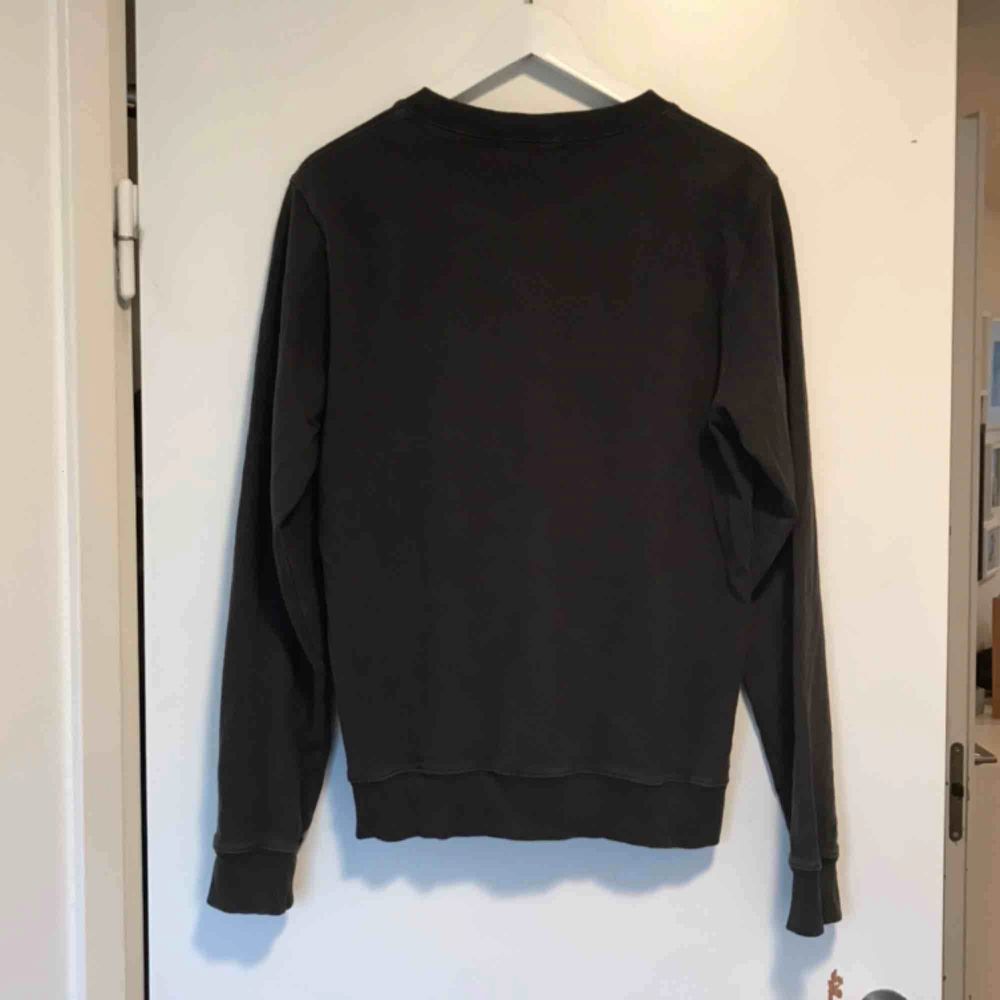 College tröja från Paul & friends i storlek S. 100% bomull 🌞. Tröjor & Koftor.