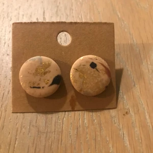 Öronhänge  - Handgjorda öronhänge 