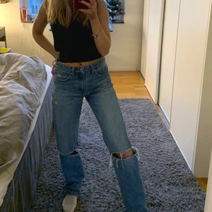 Trendiga jeans - Så snygga jeans! Buda från 300kr