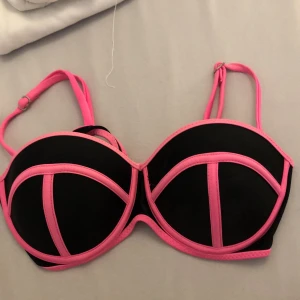 Bikini överdel  - Strl xs, fint skick! 
