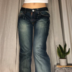 Jeans Replay - Feta y2k jeans från Replay❗️ w30, midjemått: 87cm innerbenslängd 82cm🥰