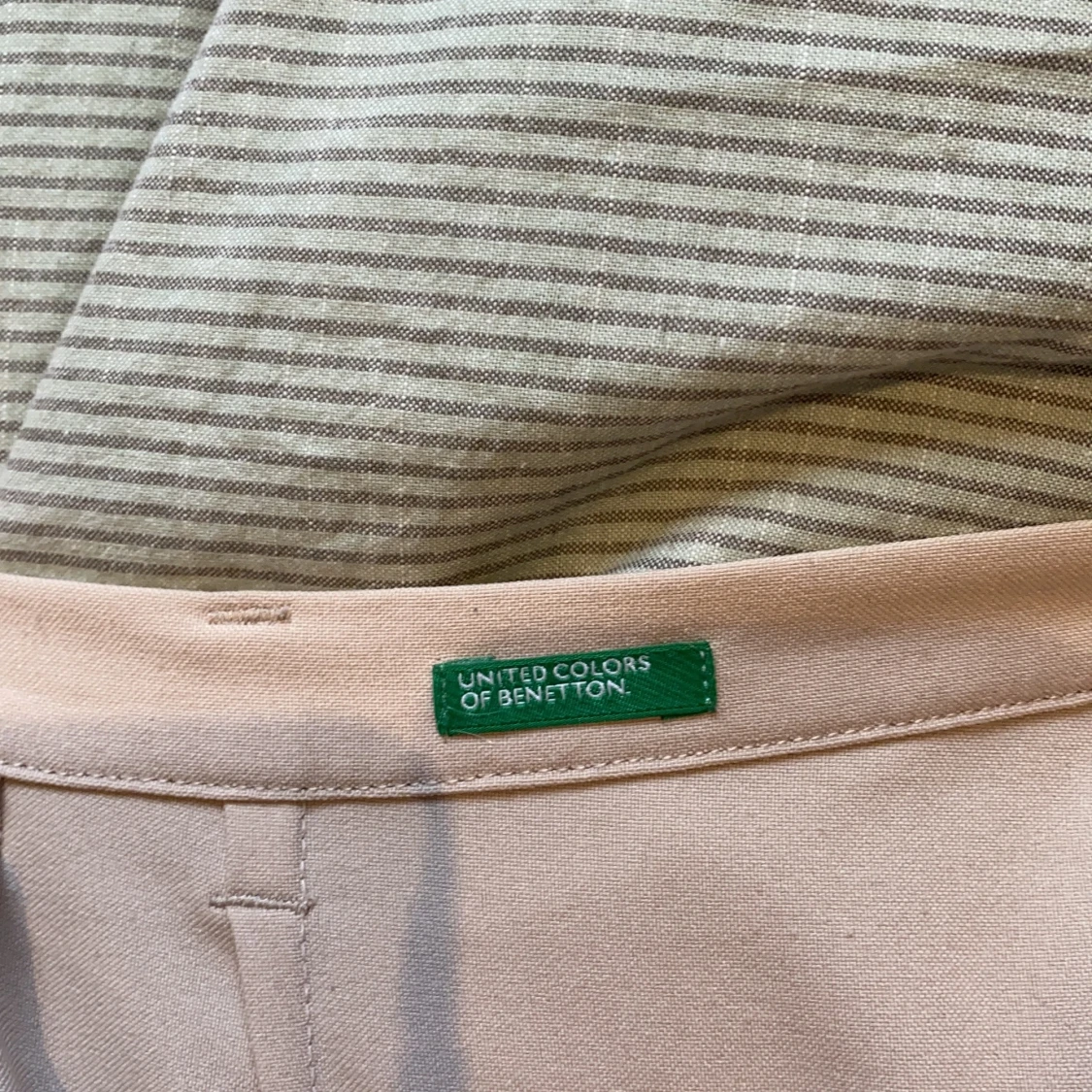 Benetton kostymbyxa beige  - 91