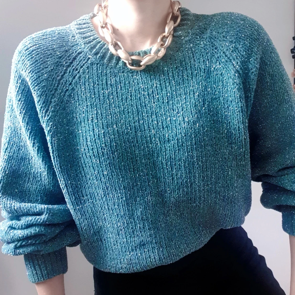 Turquoise Sparkling Sweatshirt - 90