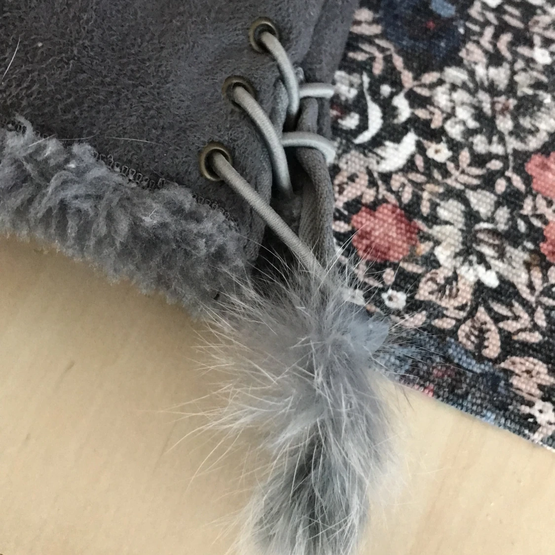 Torghandskar  med päls  - 90