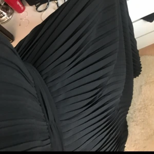  - Helt ny Tfnc klänning med prislapp kvar, skulle användas på balen med kan ej gå. Därför känns det bättre att sälja den så någon får användning av den :)