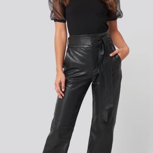 Skinnbyxor från NAKD - Sparsamt använda!