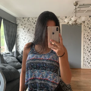 Linne - Linne. X i ryggen, använt sparsamt