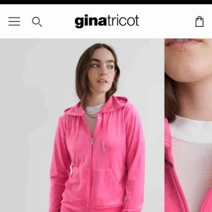  - Söker denna i xs eller s i rosa eller ljusgrå! Från gina tricot! Max 100kr inklusive frakt!