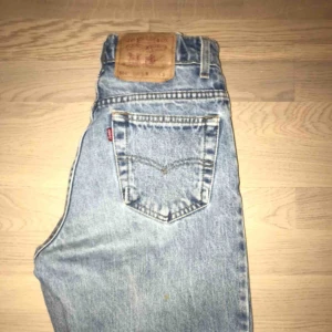  - Snygga jeans från levis