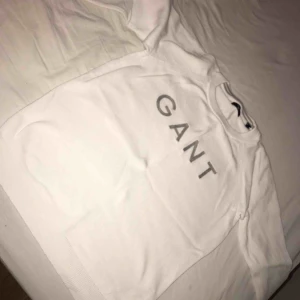  - Oanvänd gant tröja, äkta, jätte fin och bekväm