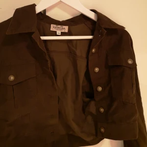  - Jättefin manchester jacka som jag köpte secondhand. Den är ganska tunn