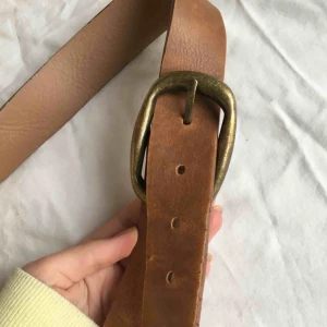  - Guld bälte från Asos✨