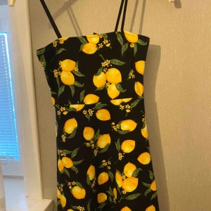  - Väldigt fin till sommaren. Ha aldrig använt den