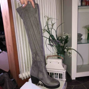 - Fina stövlar 👢 som kmr inte till användning, köpare står för frakten