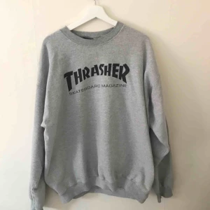  - Thrasher sweatshirt Bra skick