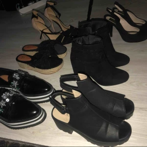  - Pris kan diskuteras, hämtas i Mölndal eller så köparen står för frakt. 