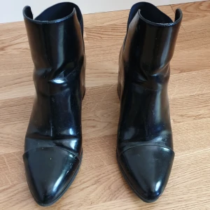  - Lacquered ankle boots from Zara. Barely used, bought a few years ago! Let me know if you want more pictures. 