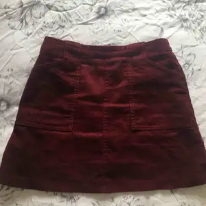 Manchester kjol från Urban Outfitters🍒